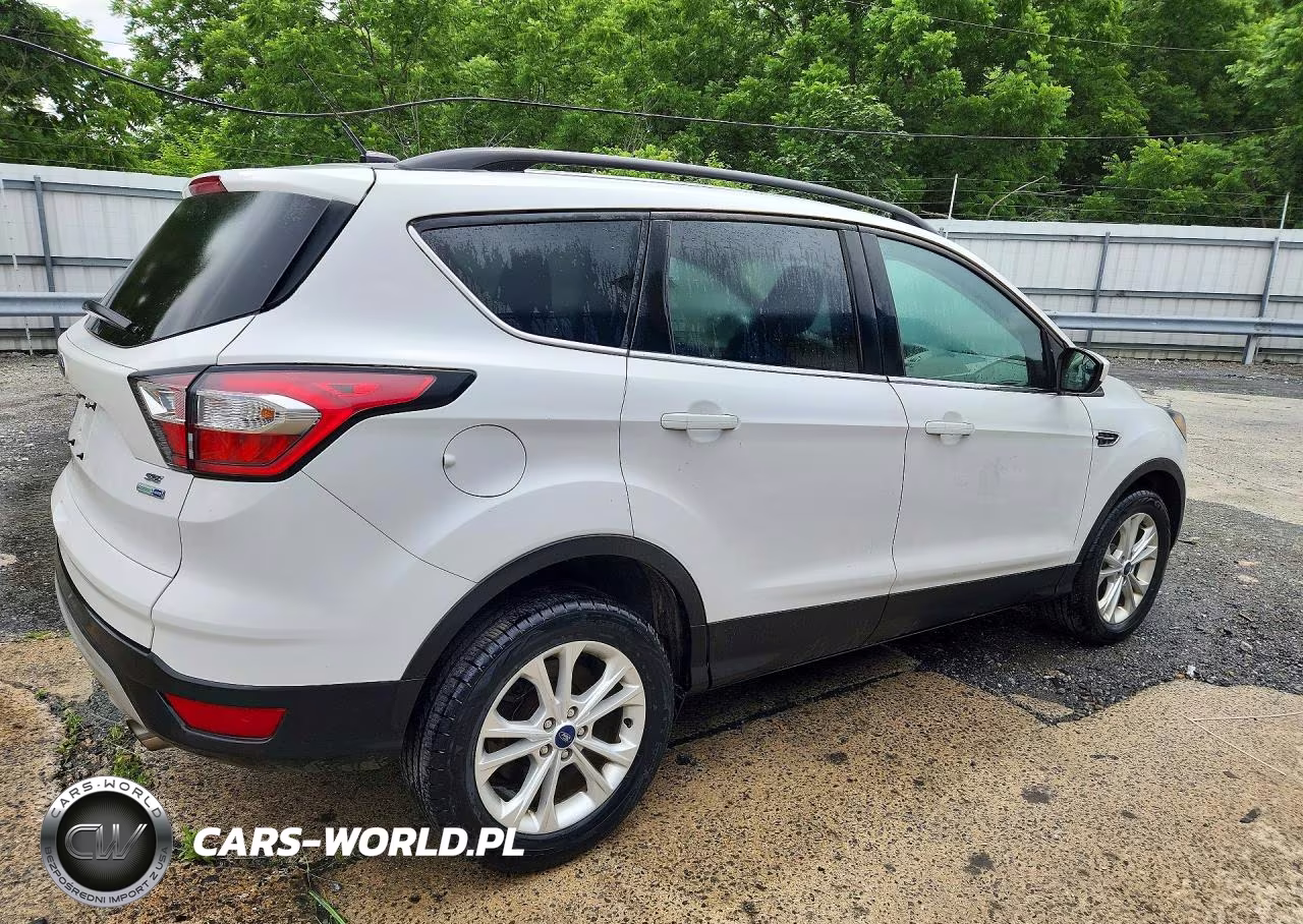2018 Ford Escape Se VIN:1FMCU9GD5JUC76968 - 3