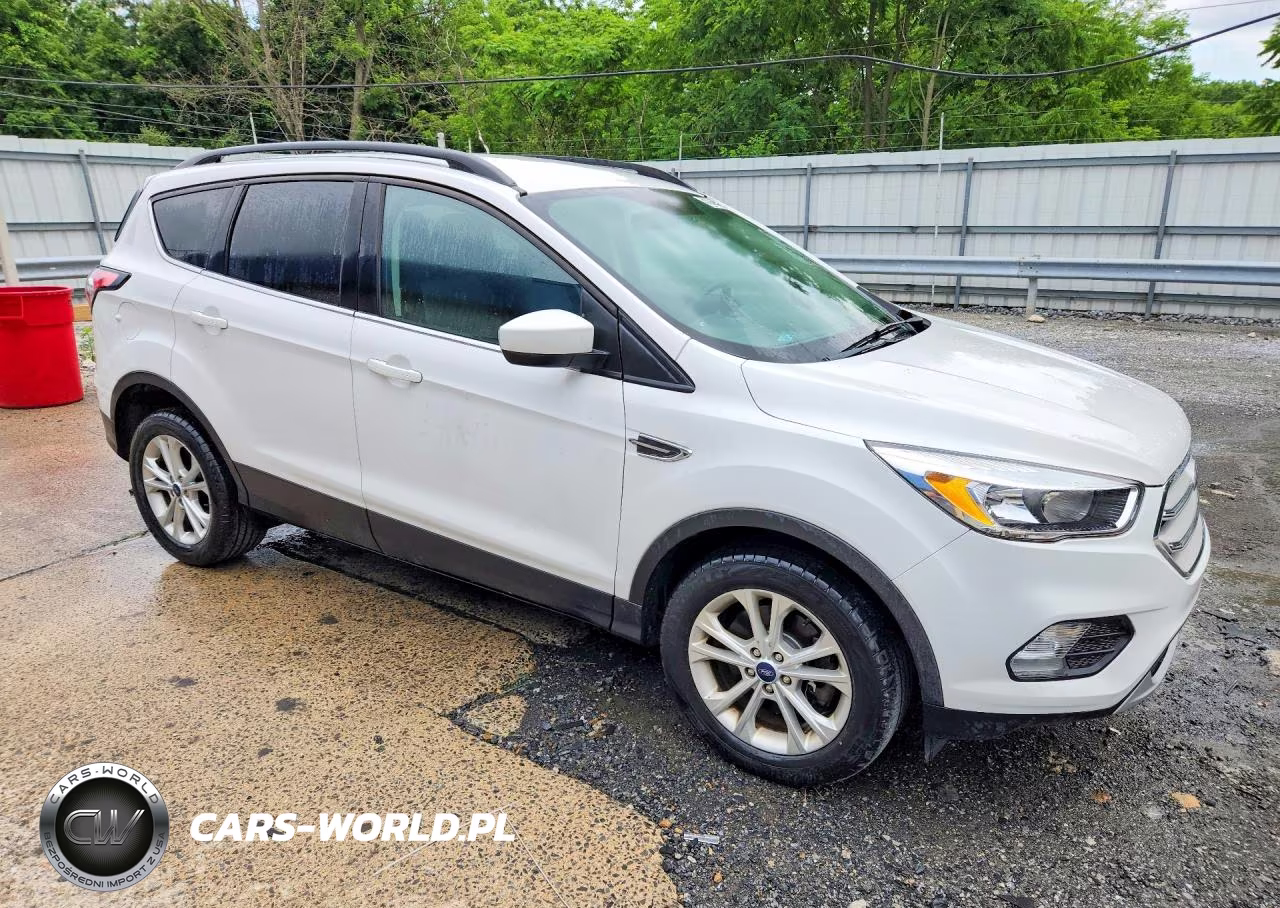 2018 Ford Escape Se VIN:1FMCU9GD5JUC76968 - 4