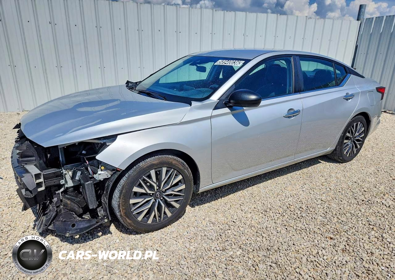 2025 Nissan Altima Sv – zdjęcie 1 z 13