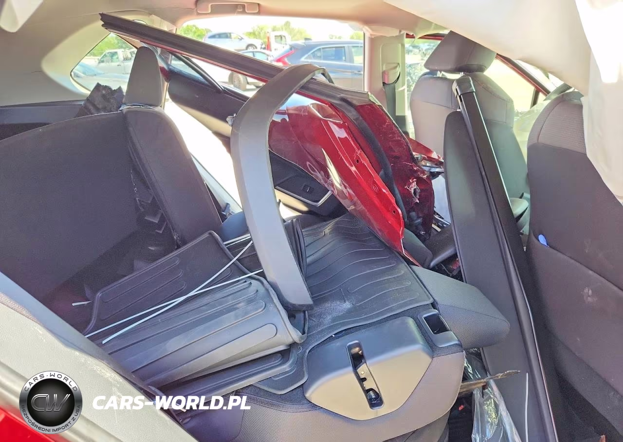 2025 Toyota Rav4 Xle VIN:JTMRWRFV6SD314504 - 11