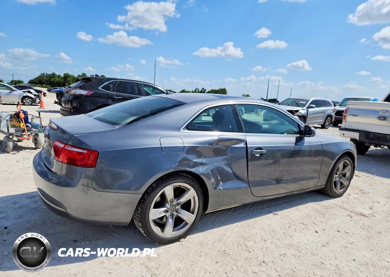 2014 Audi A5 Premium VIN:WAUCFAFR3EA031202 - 3