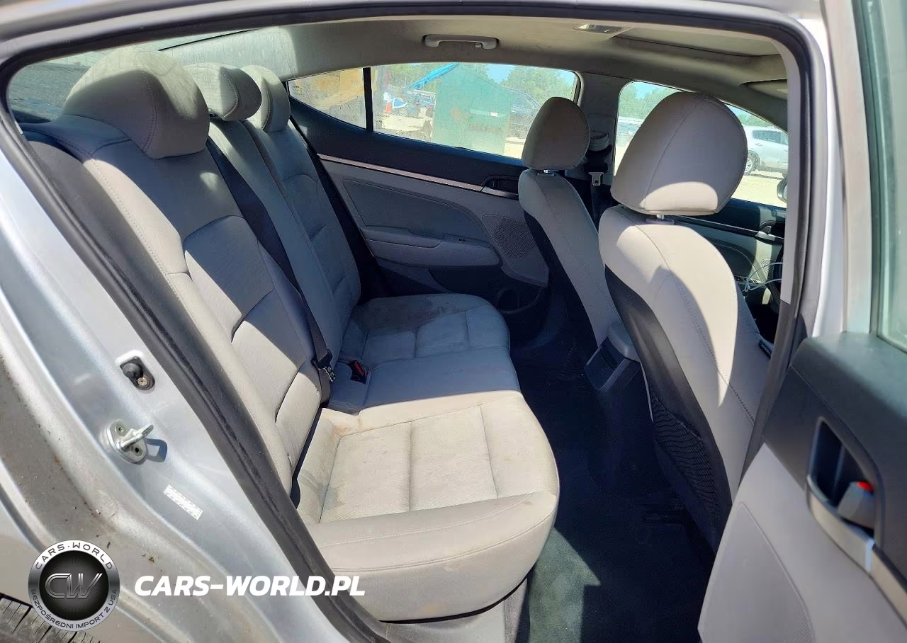 2018 Hyundai Elantra Value Edition VIN:KMHD84LF3JU493096 - 10
