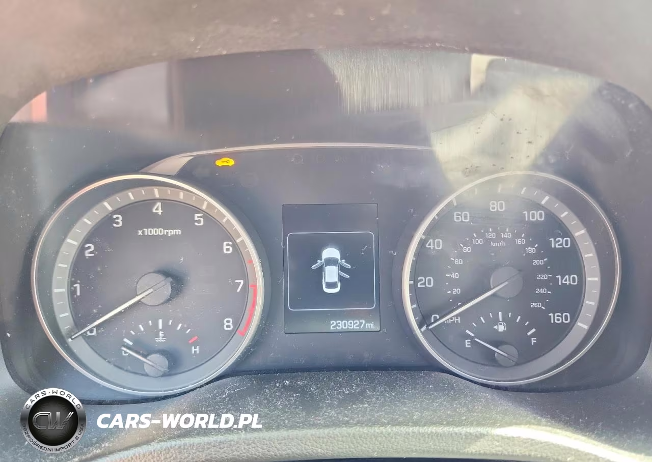 2018 Hyundai Elantra Value Edition VIN:KMHD84LF3JU493096 - 9