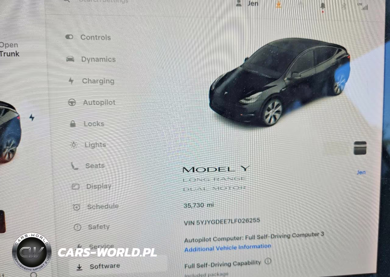 2020 Tesla Model Y VIN:5YJYGDEE7LF026255 - 9