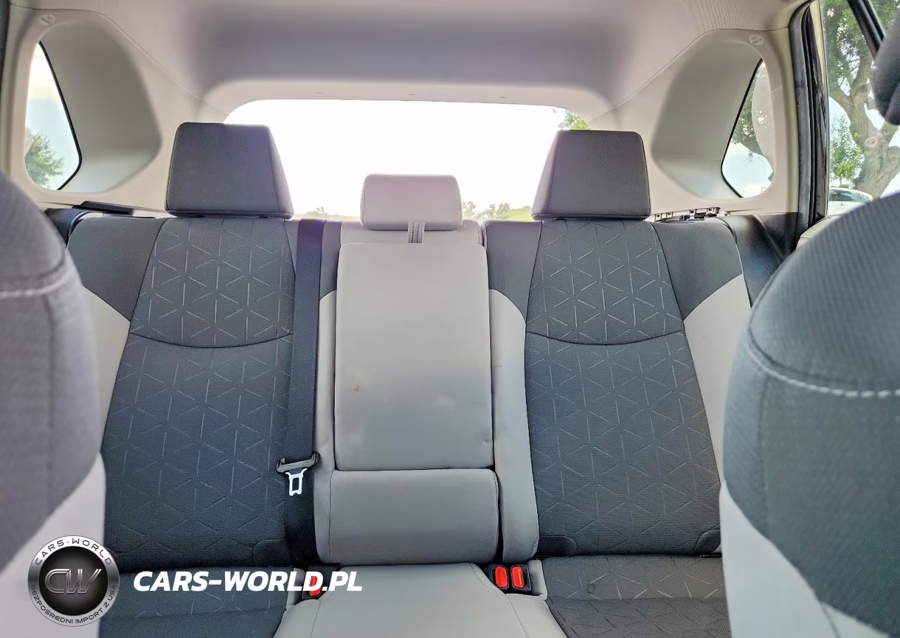 2020 Toyota Rav4 Hybrid Xle VIN:2T3RWRFV8LW052344 - 10