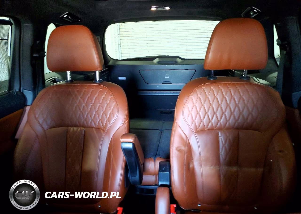 2022 BMW X7 M50I VIN:5UXCX6C01N9L67322 - 10
