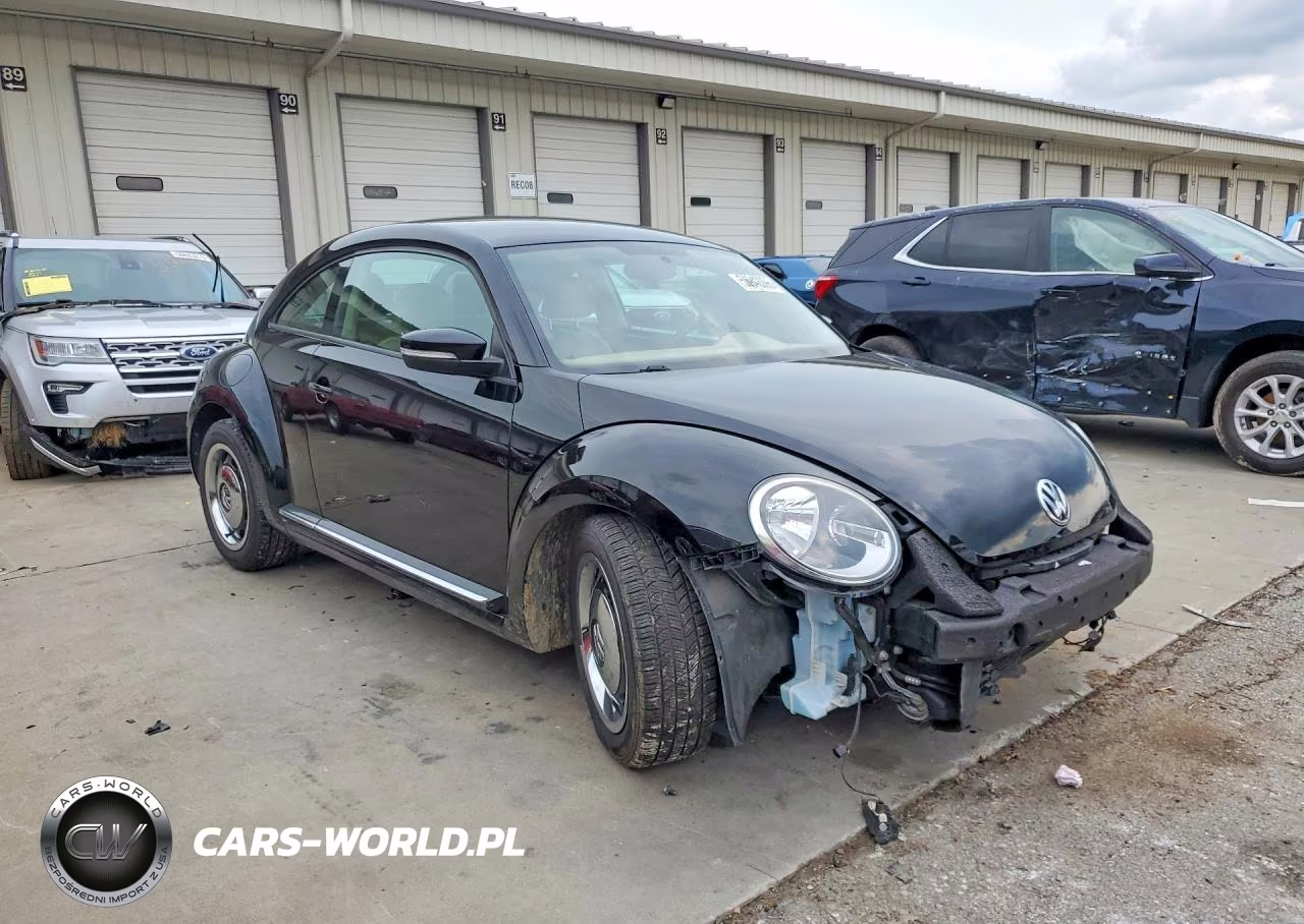 2013 Volkswagen Beetle VIN:3VWJP7AT9DM646803 - 4