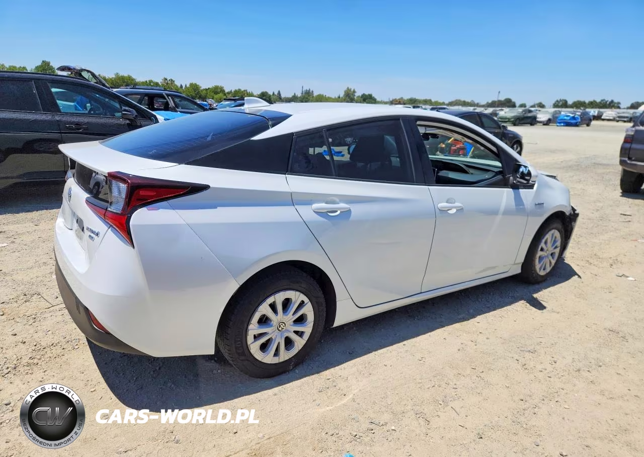 2021 Toyota Prius L Eco VIN:JTDKAMFU3M3127529 - 3