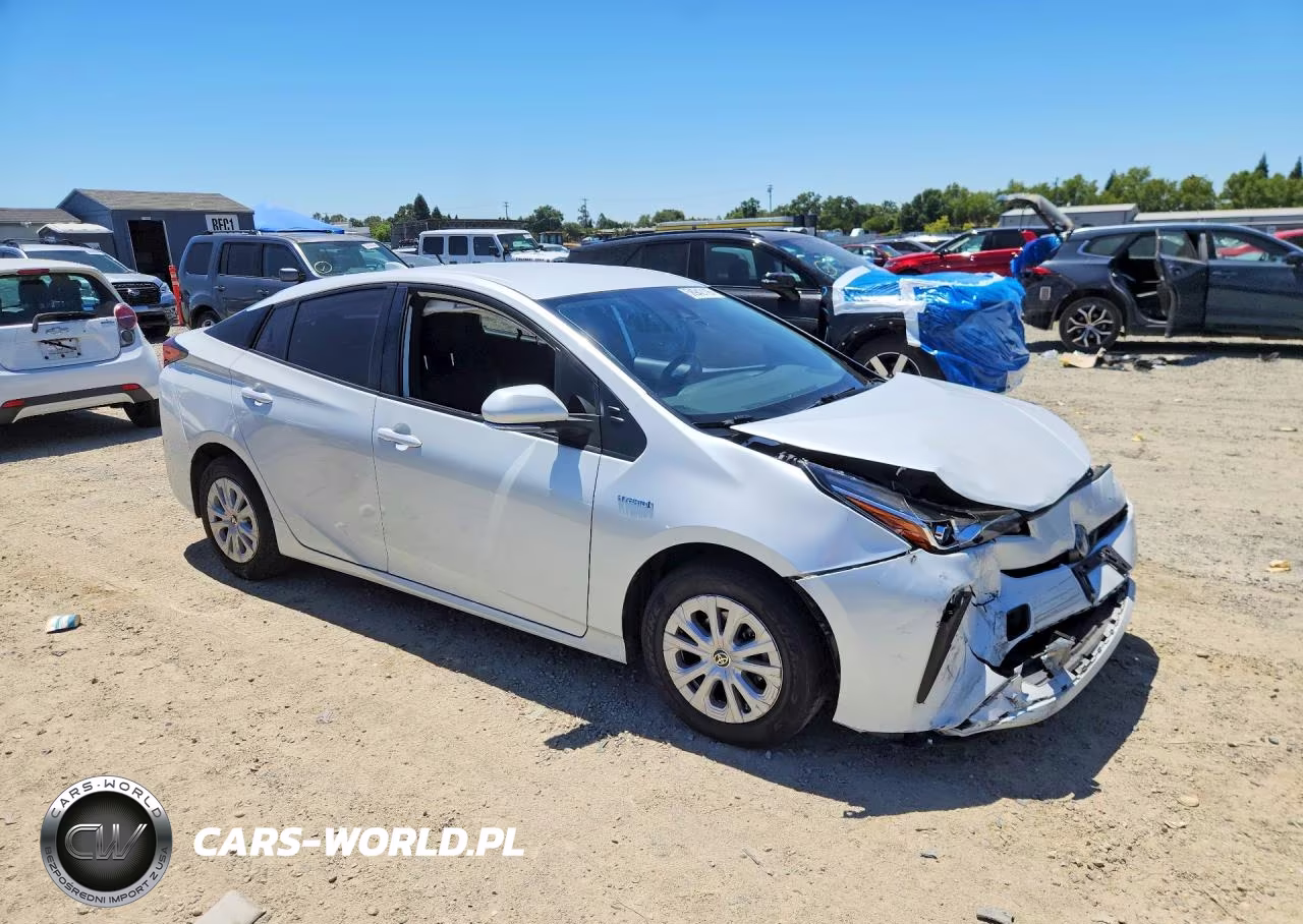 2021 Toyota Prius L Eco VIN:JTDKAMFU3M3127529 - 4
