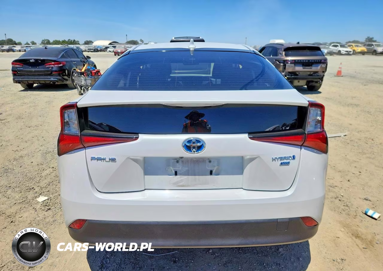 2021 Toyota Prius L Eco VIN:JTDKAMFU3M3127529 - 6