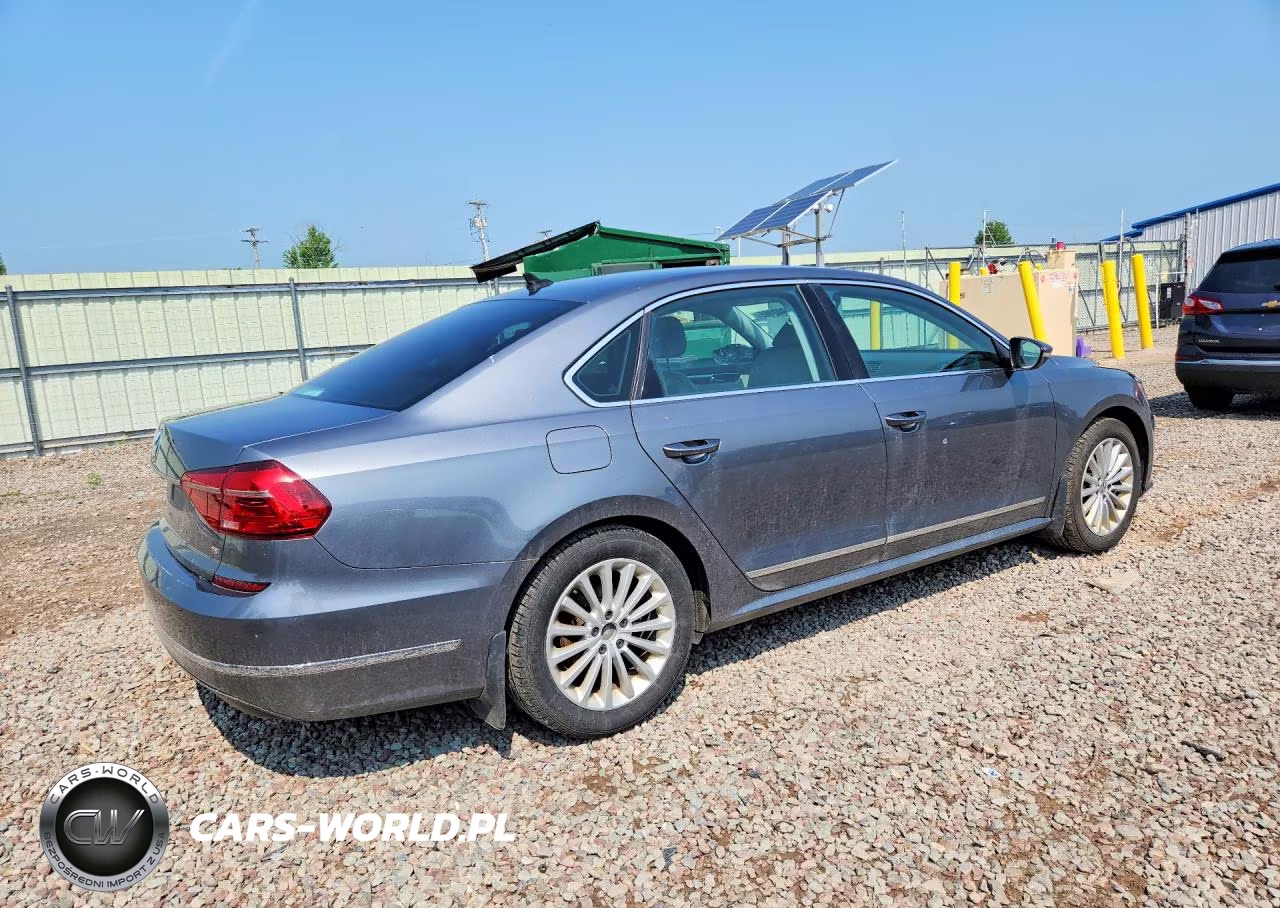 2016 Volkswagen Passat 2.0T Wagon Luxury VIN:1VWBT7A31GC070209 - 3