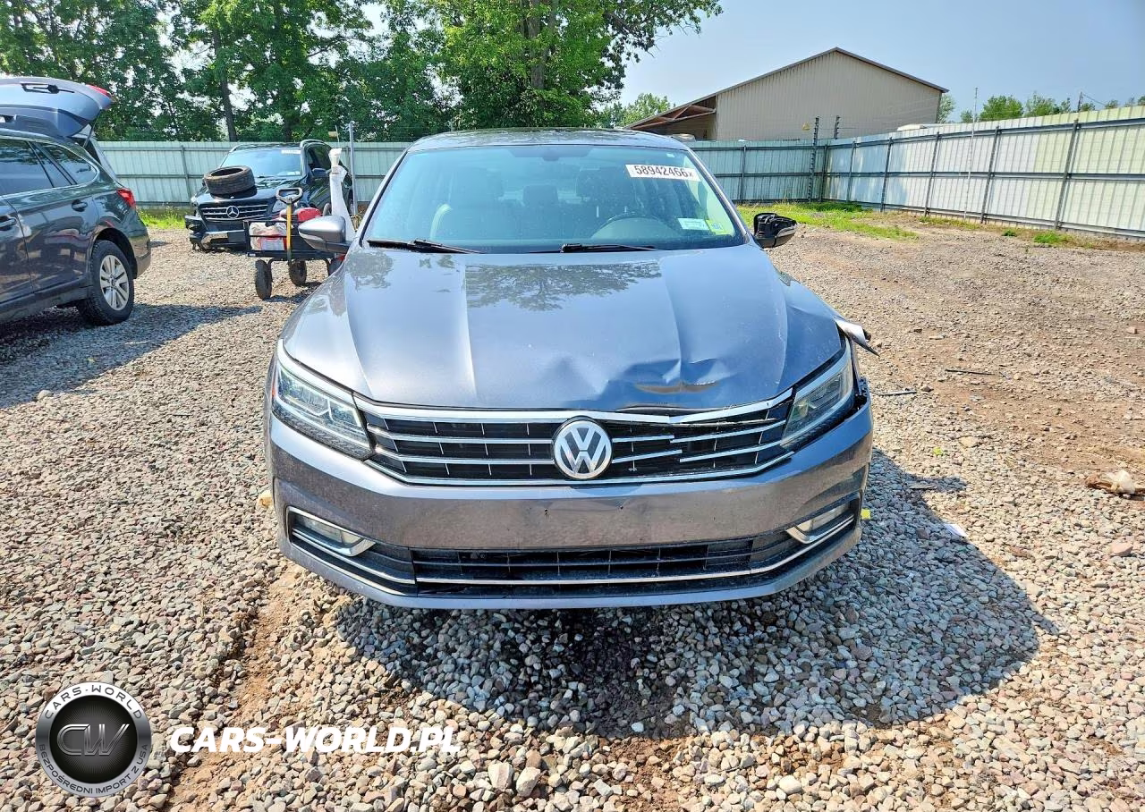 2016 Volkswagen Passat 2.0T Wagon Luxury VIN:1VWBT7A31GC070209 - 5