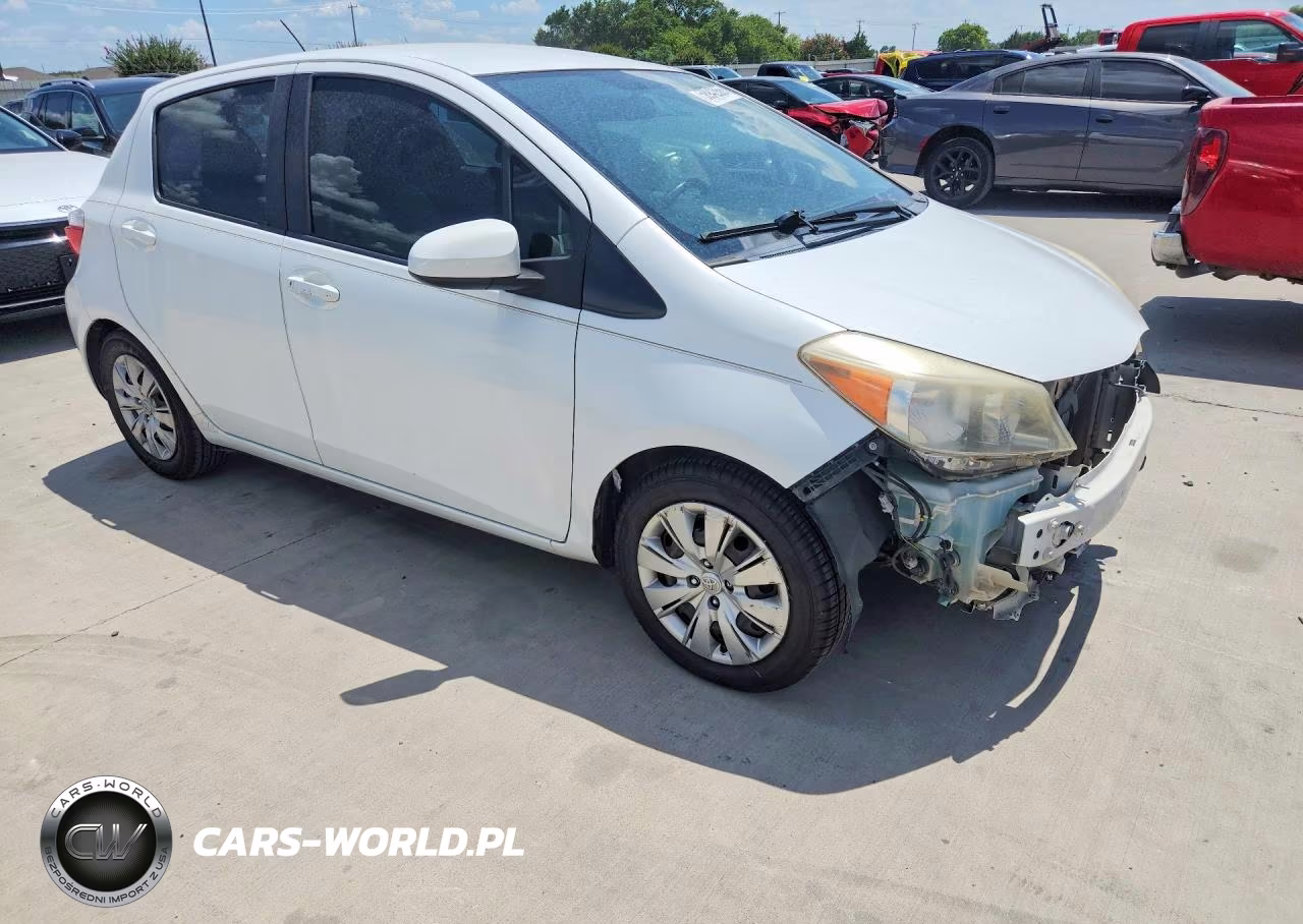 2012 Toyota Yaris 5-Door Le VIN:JTDKTUD34CD540492 - 4