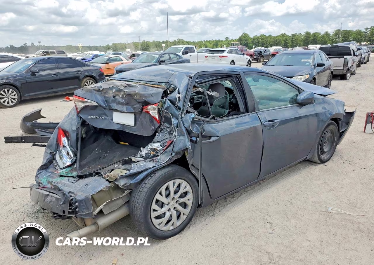 2019 Toyota Corolla Le VIN:5YFBURHE2KP890320 - 3