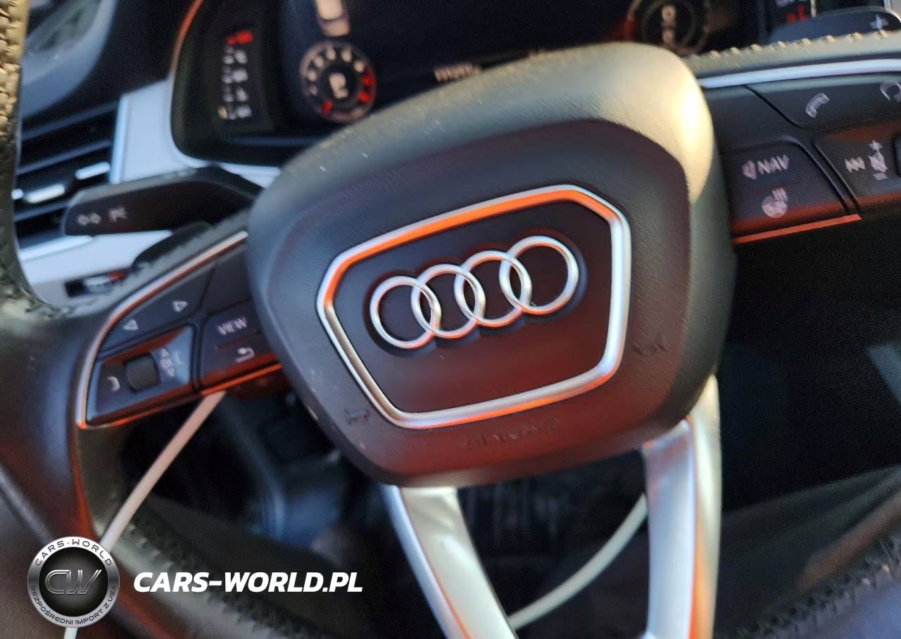 2018 Audi Q7 Prestige VIN:WA1VAAF70JD018094 - 9