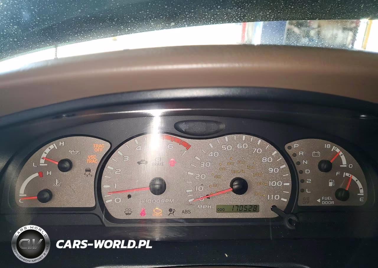 2002 Toyota Sequoia Sr5 VIN:5TDZT34A82S119045 - 9