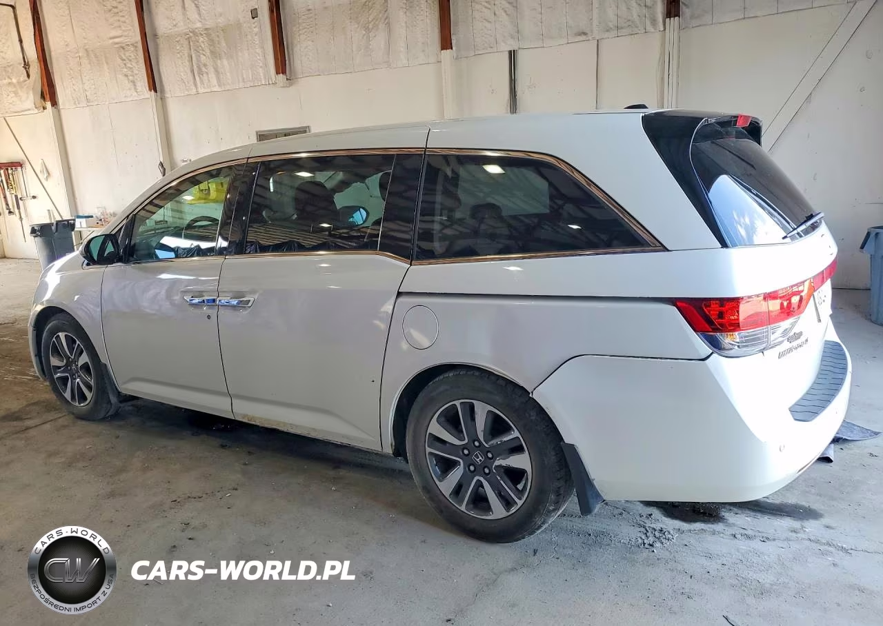 2015 Honda Odyssey Touring VIN:5FNRL5H91FB015048 - 2