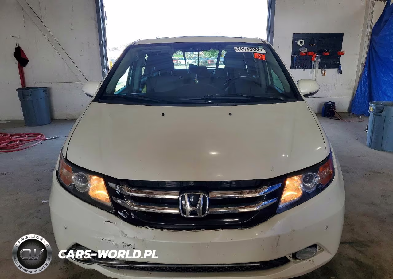 2015 Honda Odyssey Touring VIN:5FNRL5H91FB015048 - 5
