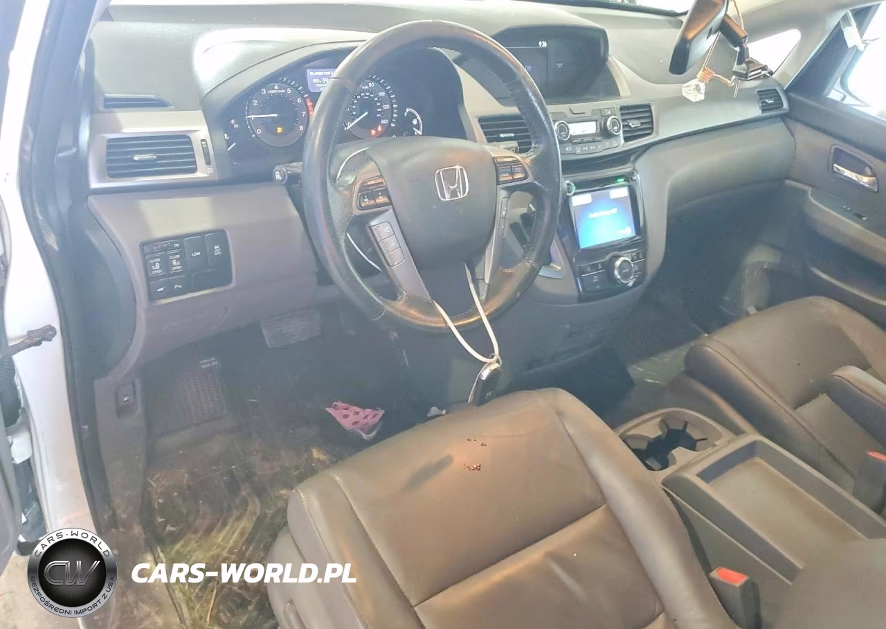 2015 Honda Odyssey Touring VIN:5FNRL5H91FB015048 - 8