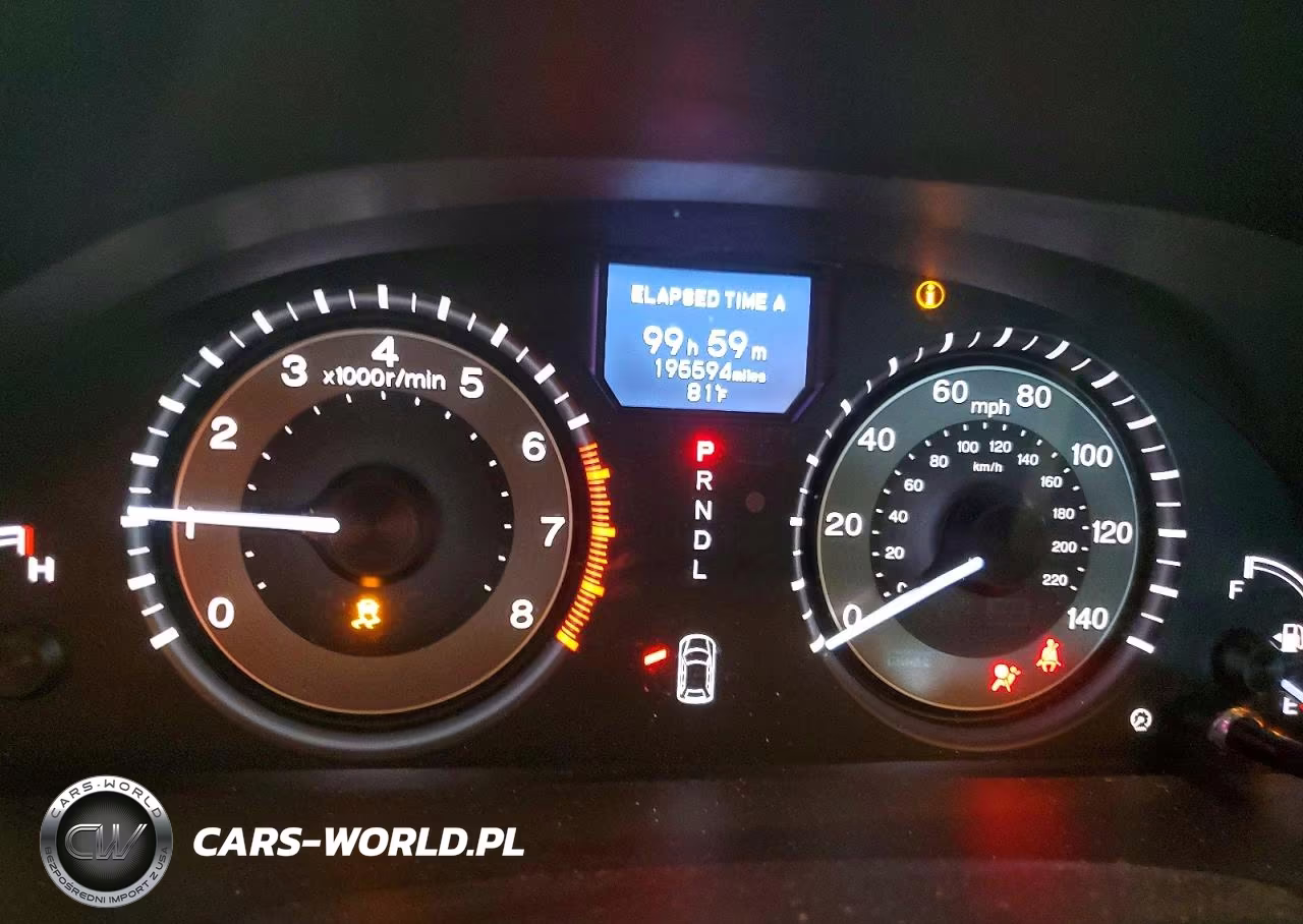 2015 Honda Odyssey Touring VIN:5FNRL5H91FB015048 - 9