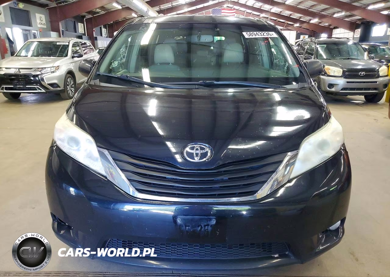 2017 Toyota Sienna Xle 8-Passenger VIN:5TDYZ3DC1HS823723 - 5