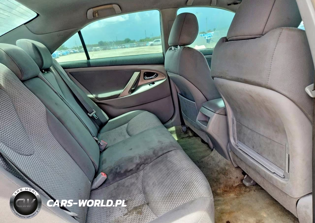 2010 Toyota Camry Se VIN:4T1BF3EK3AU098739 - 10