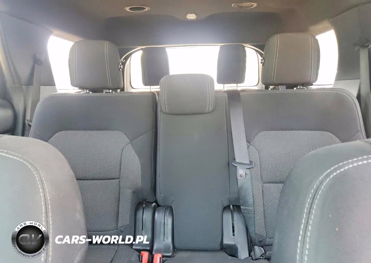 2018 Ford Explorer Xlt VIN:1FM5K8D88JGA17082 - 10
