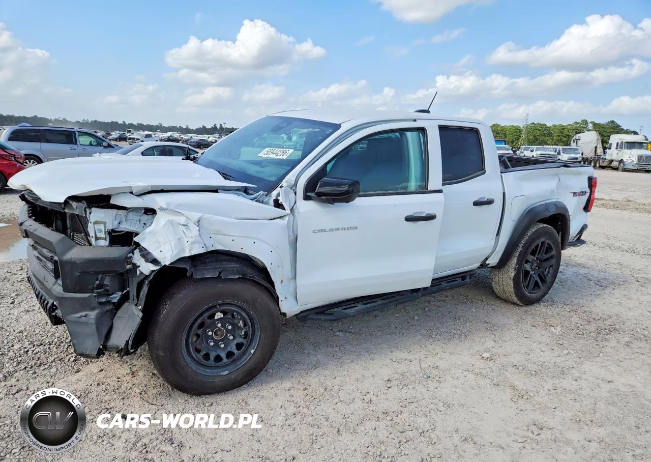 2024 Chevrolet Colorado Trail Boss – zdjęcie 1 z 12