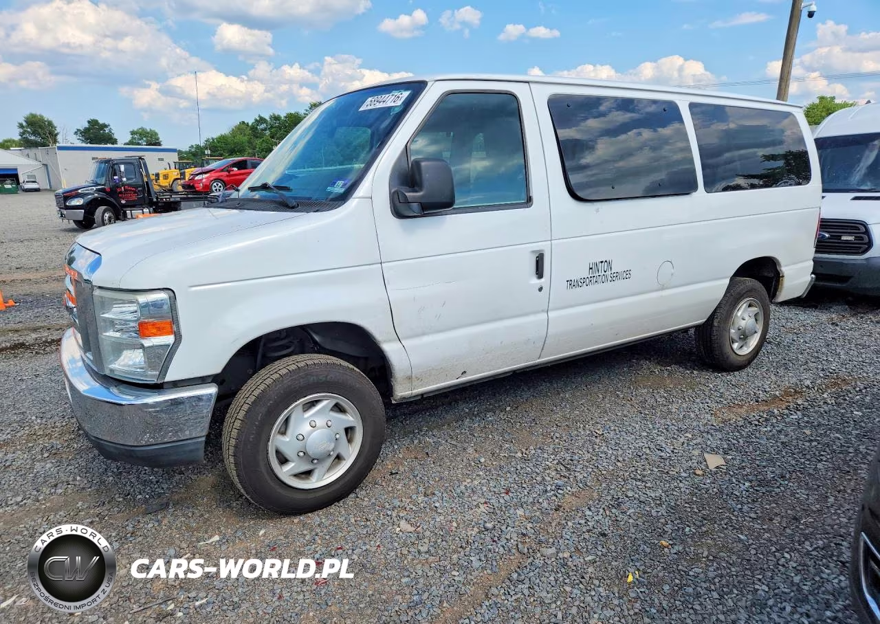 2012 Ford Econoline E350 Super Duty Wagon