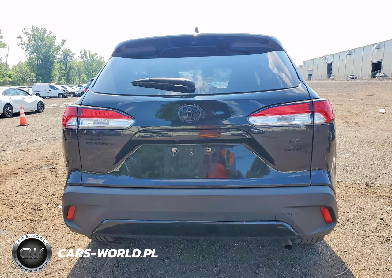2022 Toyota Corolla Cross Le VIN:7MUCAABG9NV014791 - 6