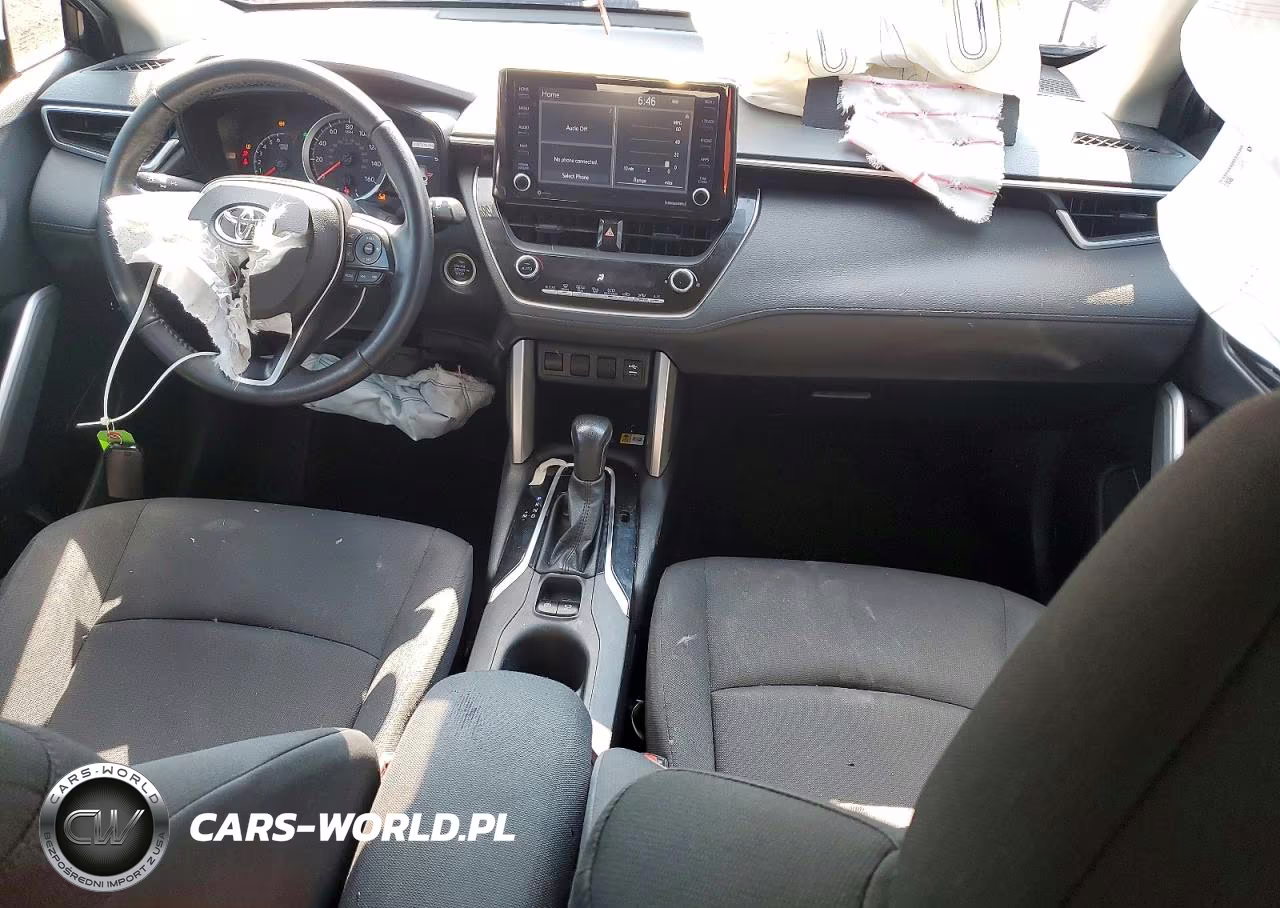 2022 Toyota Corolla Cross Le VIN:7MUCAABG9NV014791 - 8