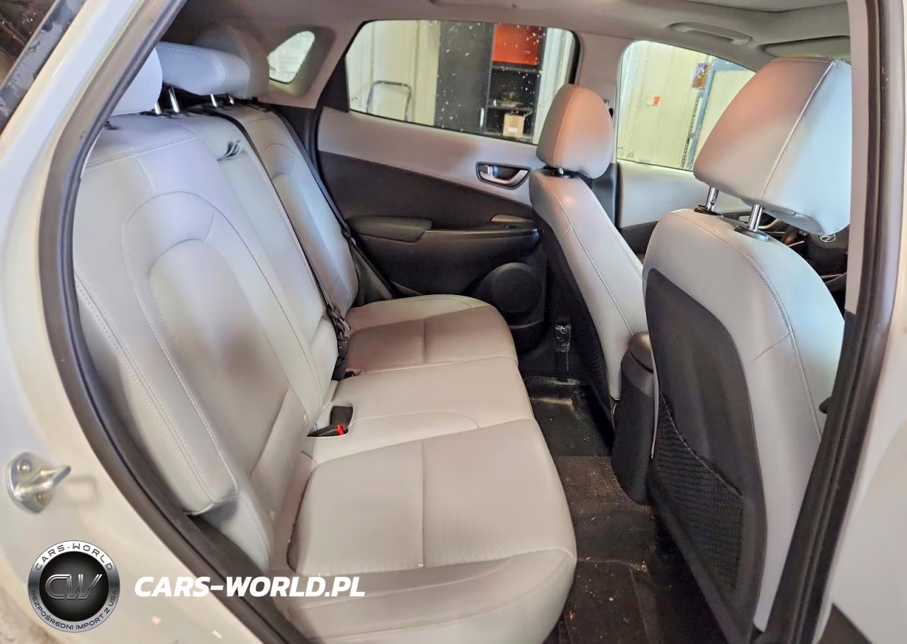 2020 Hyundai Kona Limited VIN:KM8K3CA57LU541874 - 10