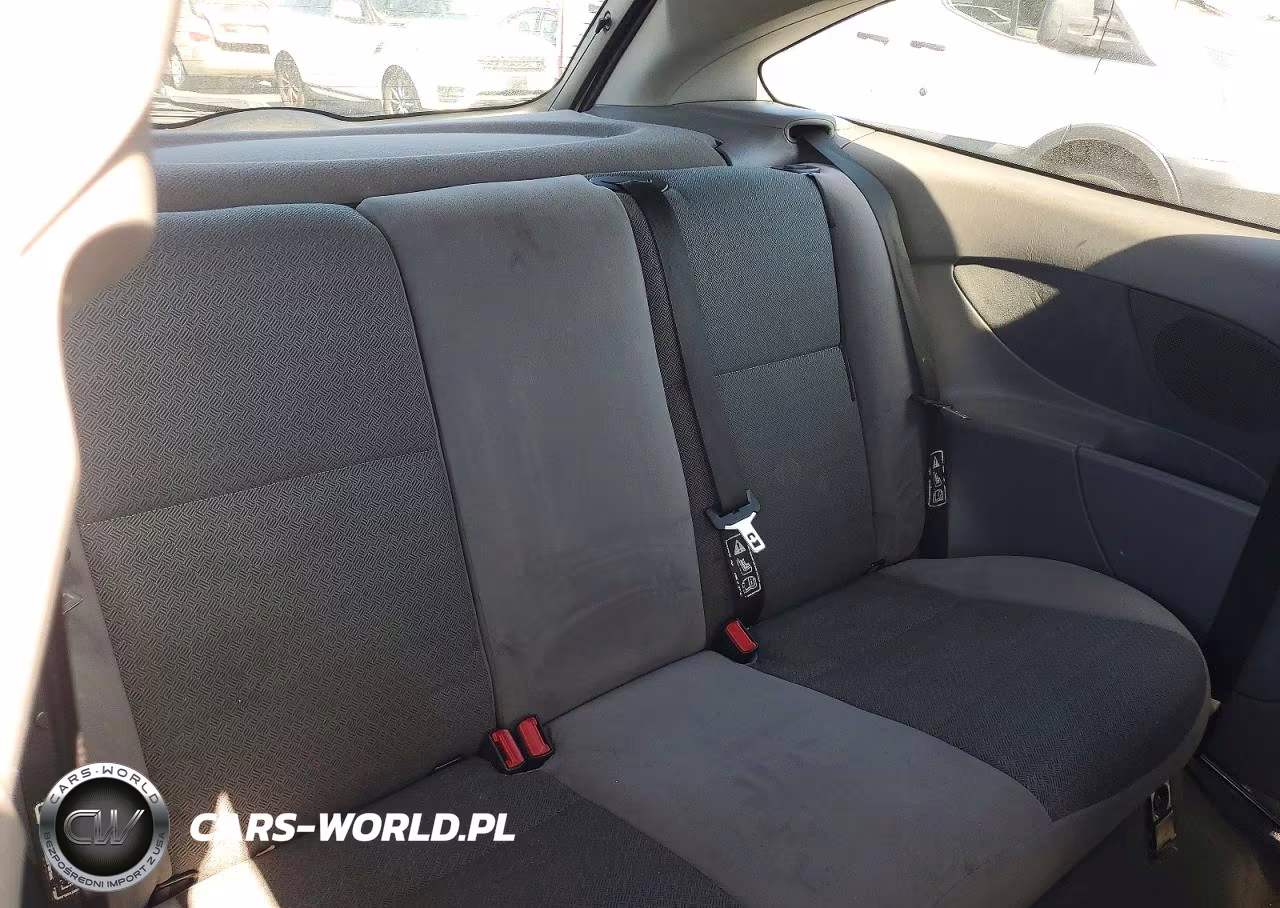 2001 Ford Focus Zx3 VIN:3FAFP31331R117742 - 10