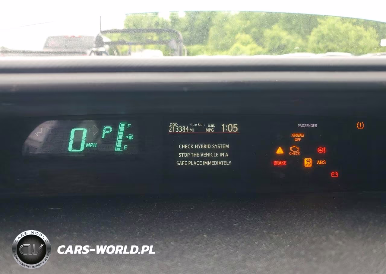 2013 Toyota Prius C Three VIN:JTDKDTB32D1043986 - 9