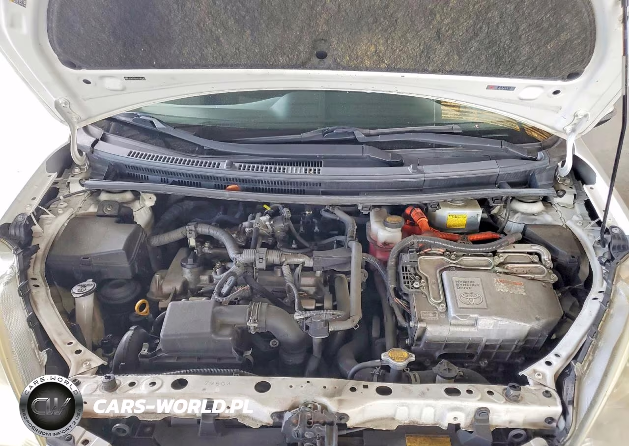 2012 Toyota Prius C Three VIN:JTDKDTB36C1505142 - 11
