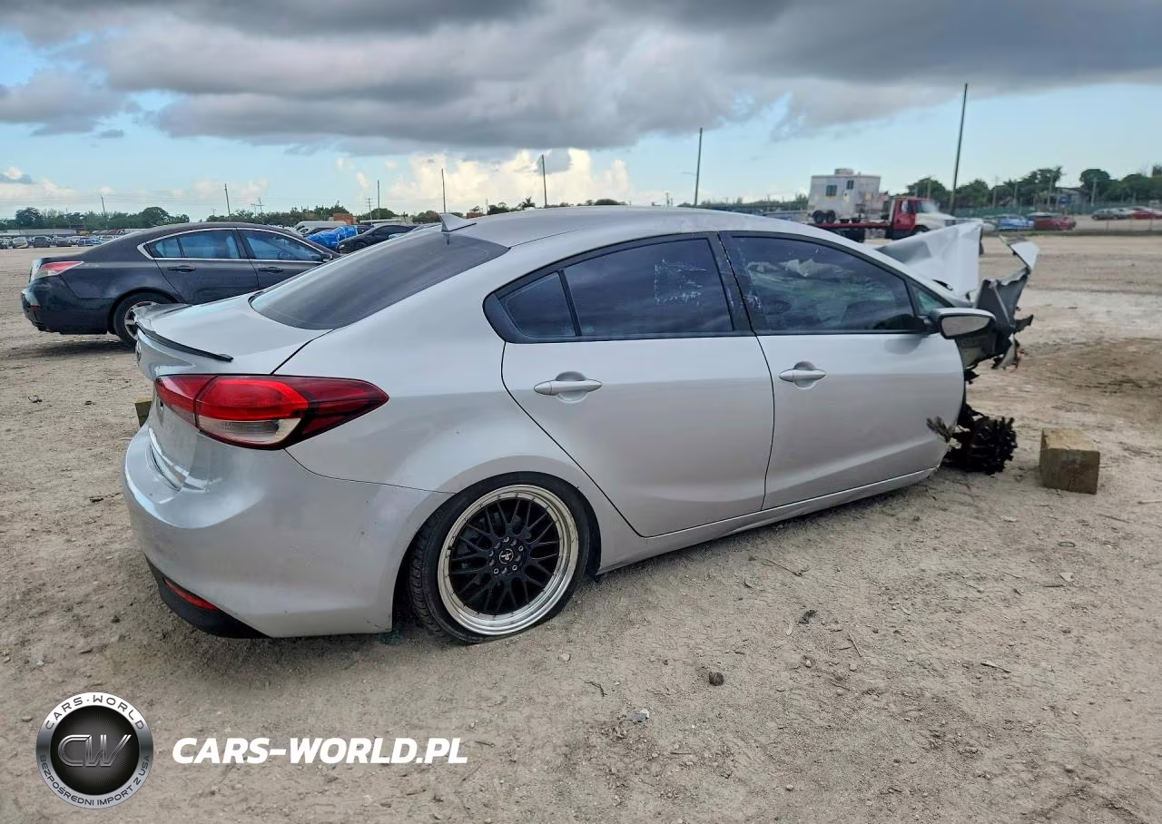 2017 Kia Forte Lx VIN:3KPFL4A79HE026734 - 3