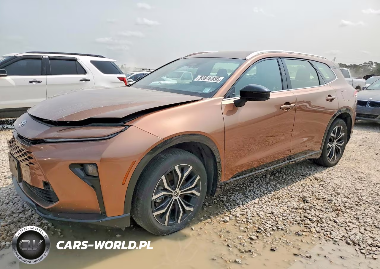 2025 Toyota Crown Signia Xle – zdjęcie 1 z 13