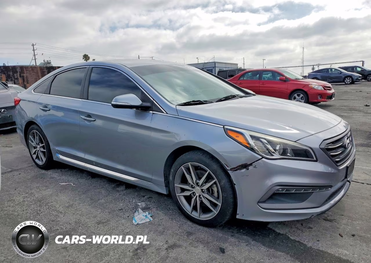2017 Hyundai Sonata Sport 2.0T VIN:5NPE34AB5HH580316 - 4