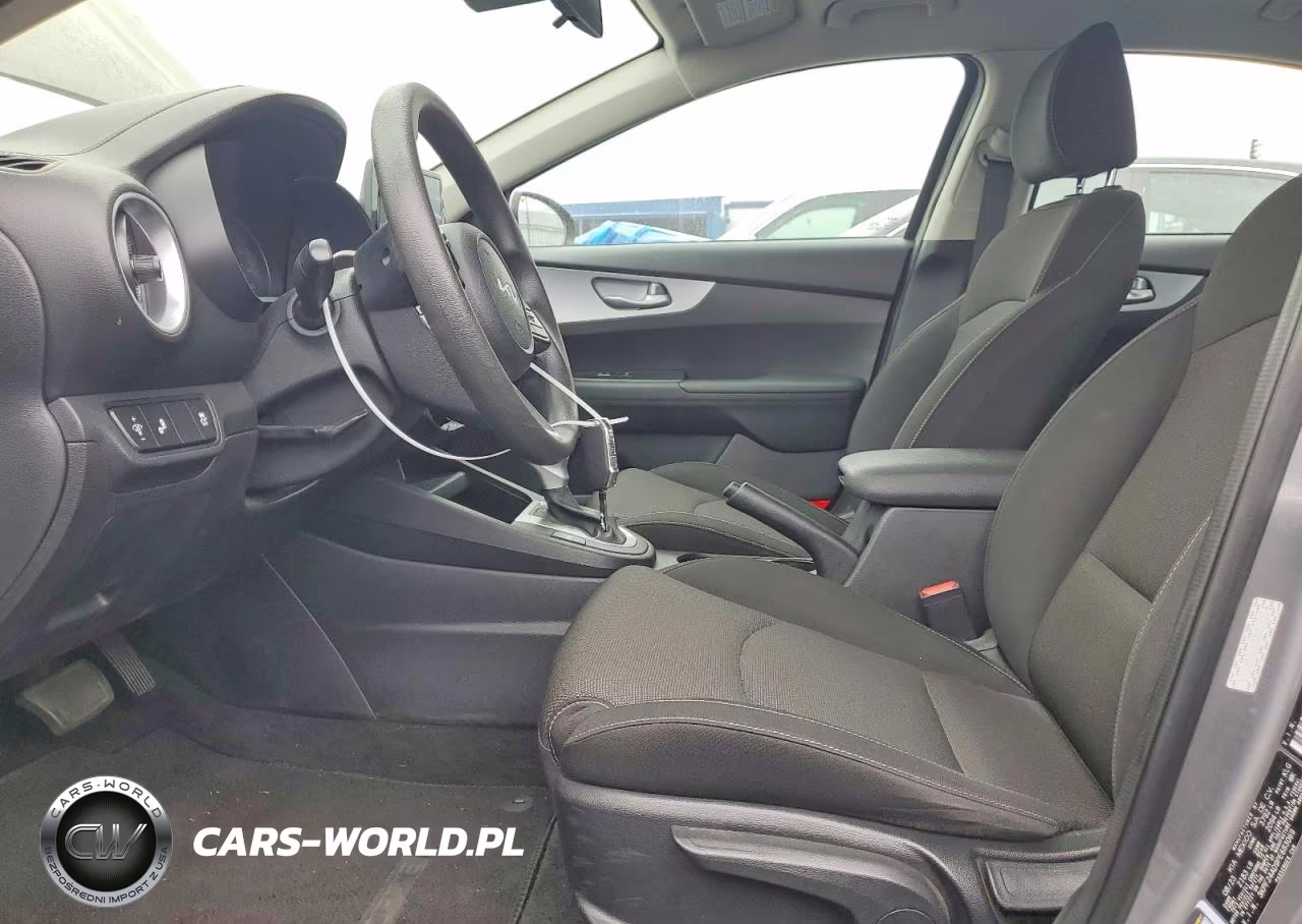 2023 Kia Forte Lxs VIN:3KPF24AD9PE683069 - 7