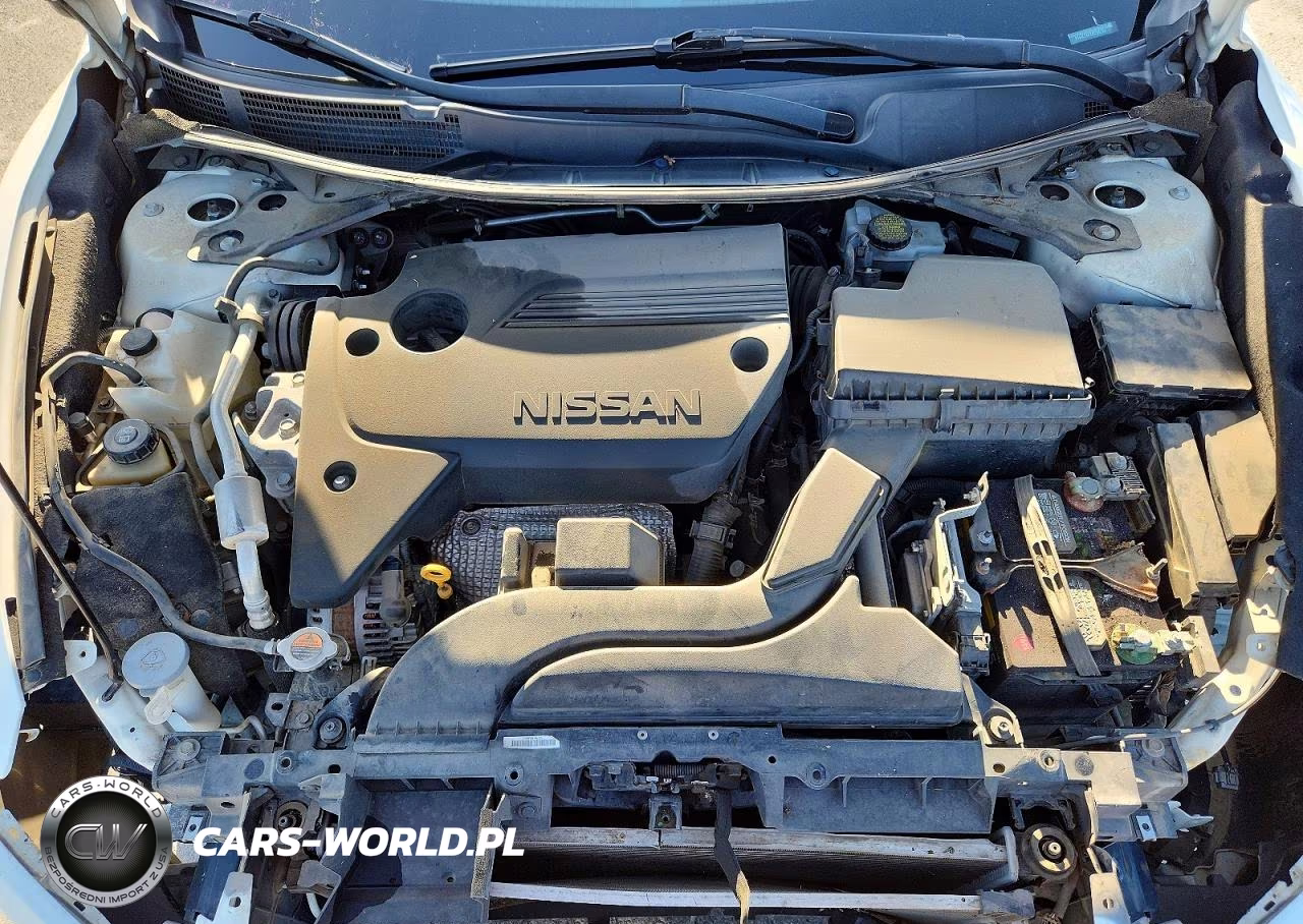 2018 Nissan Altima 2.5 S VIN:1N4AL3AP3JC294279 - 11