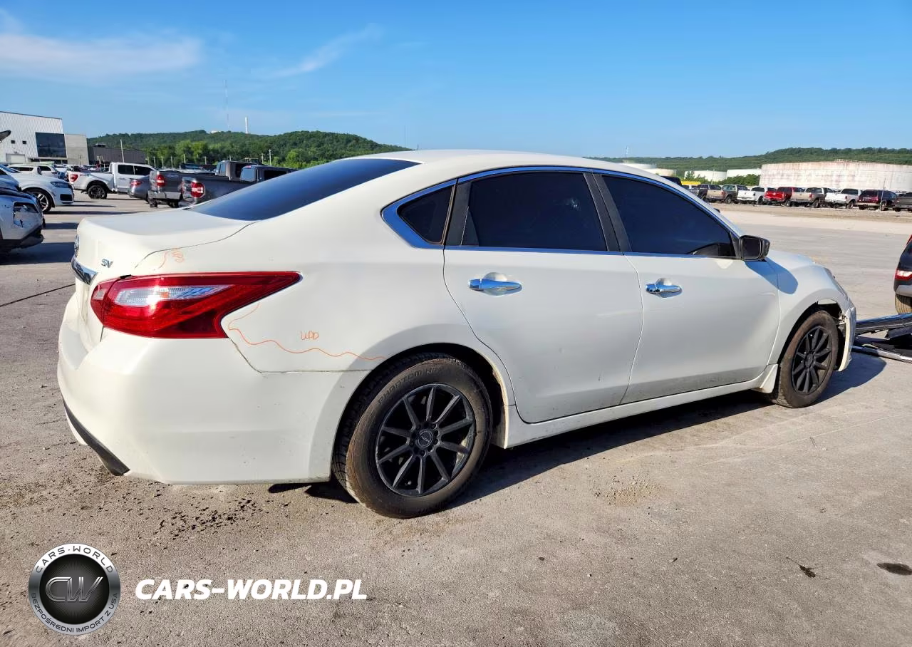 2018 Nissan Altima 2.5 S VIN:1N4AL3AP3JC294279 - 3
