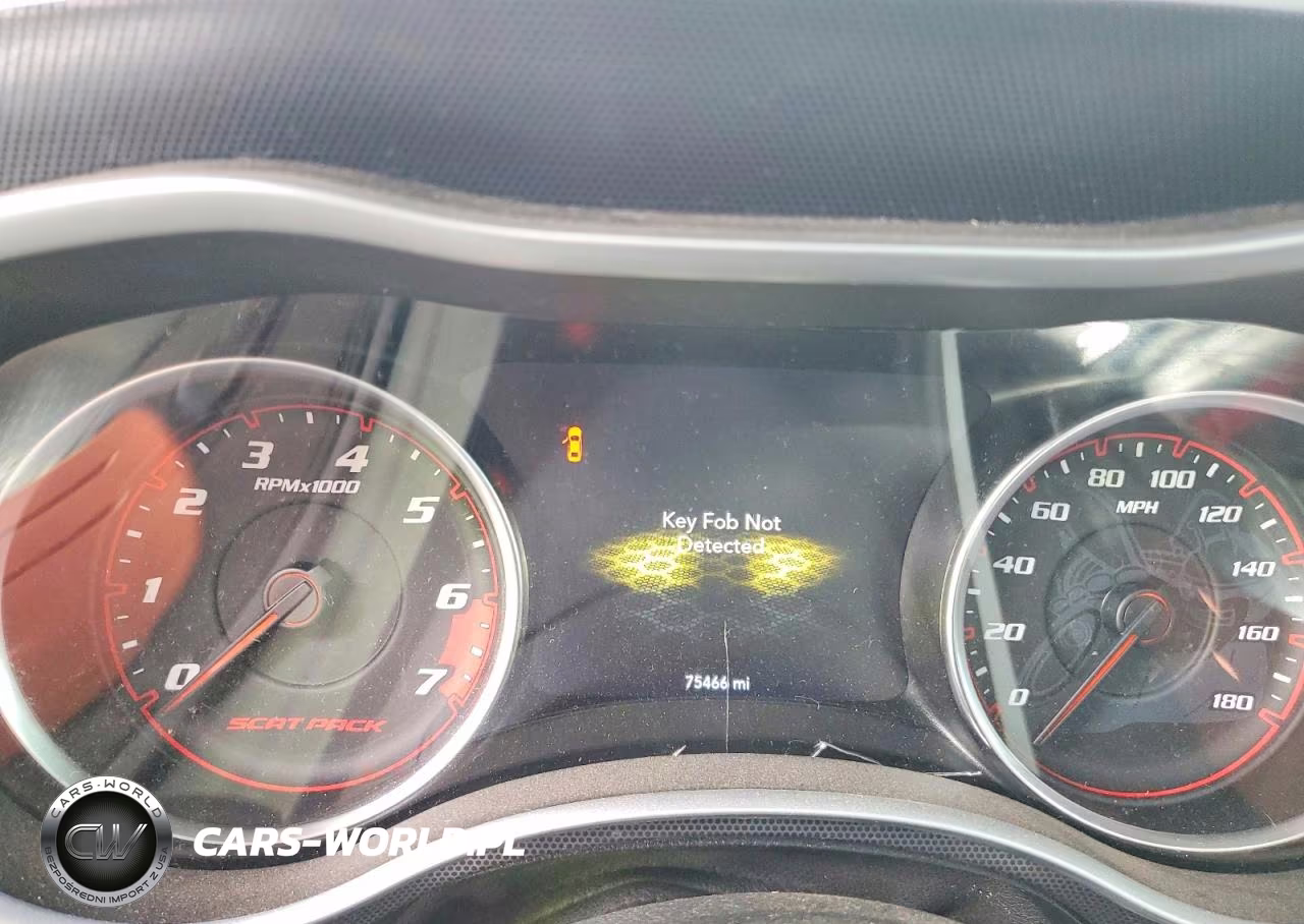 2018 Dodge Charger R-T 392 VIN:2C3CDXGJ2JH210769 - 9