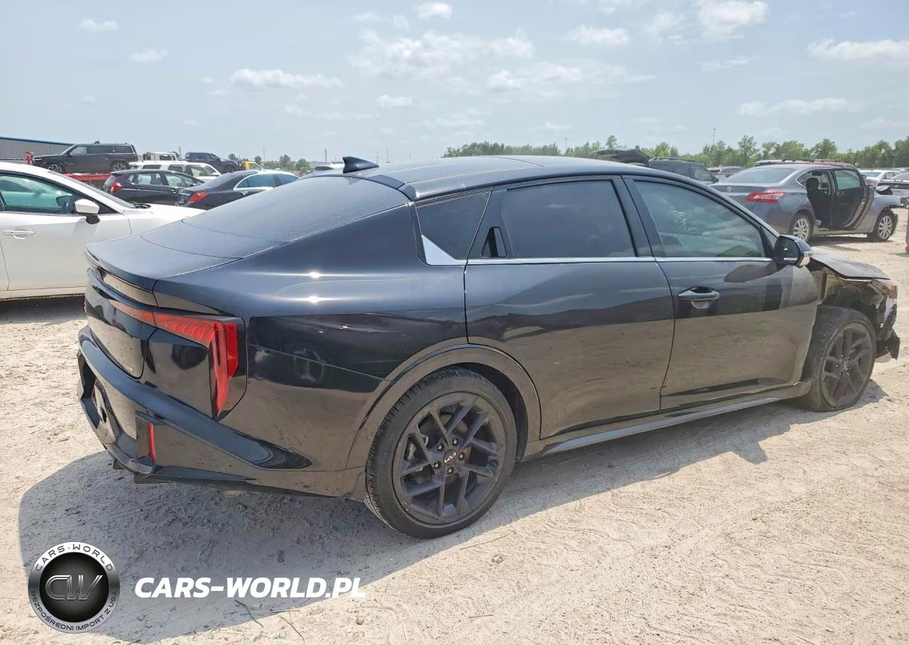 2025 Kia K4 Gt-Line Turbo VIN:3KPFW4DC2SE100762 - 3