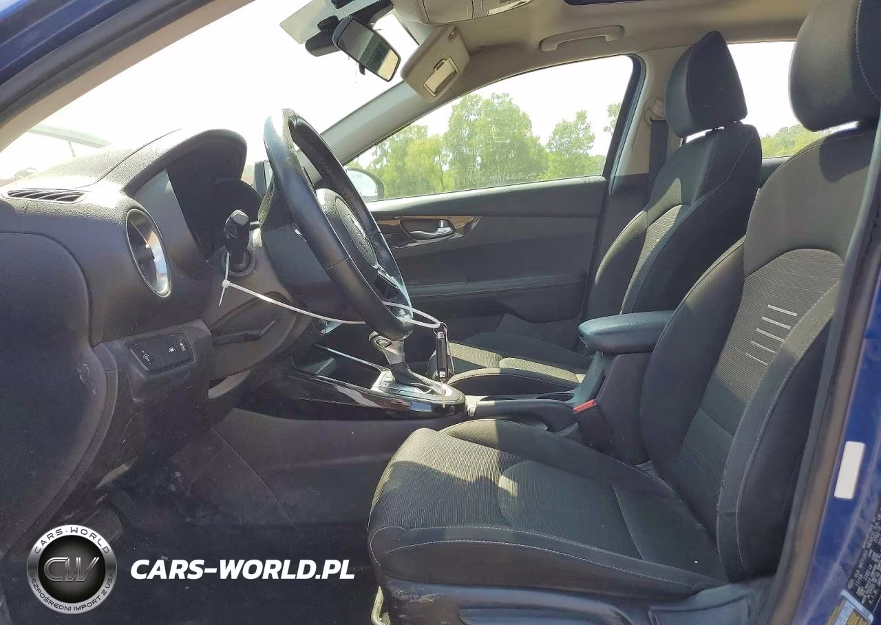 2019 Kia Forte S VIN:3KPF34AD9KE062629 - 7