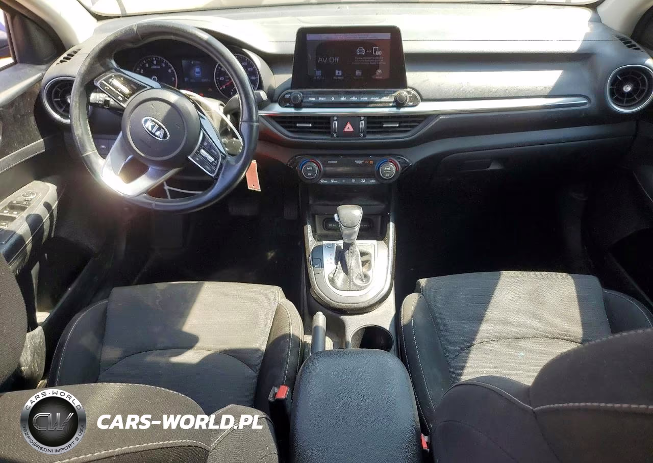 2019 Kia Forte S VIN:3KPF34AD9KE062629 - 8