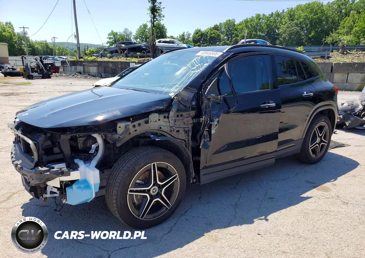 2025 Mercedes-Benz Gla 250 4Matic – zdjęcie 1 z 14