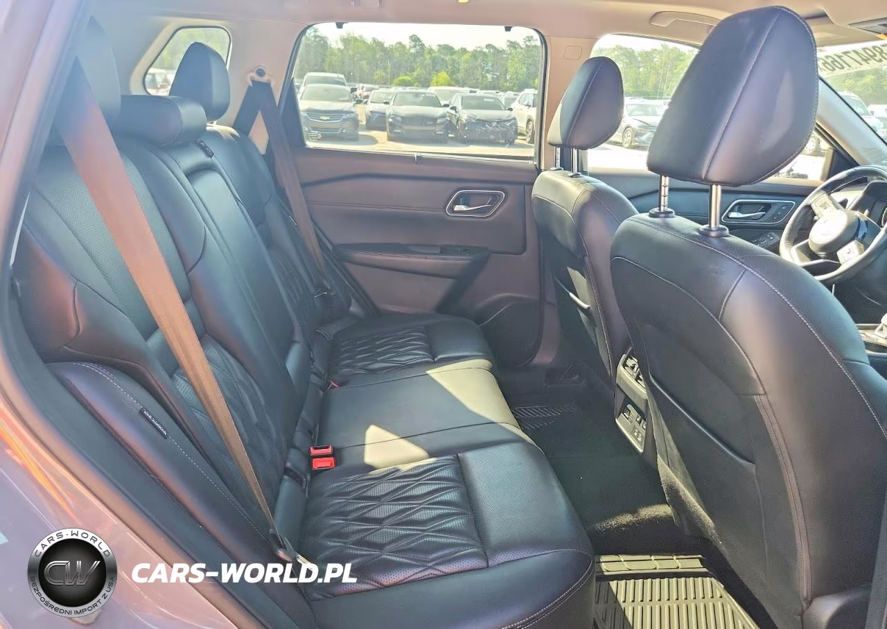 2021 Nissan Rogue Platinum VIN:JN8AT3DC7MW107474 - 11