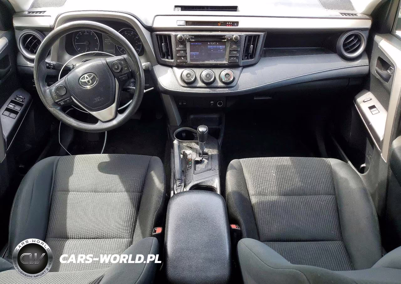 2018 Toyota Rav4 Le VIN:2T3BFREV5JW723615 - 8