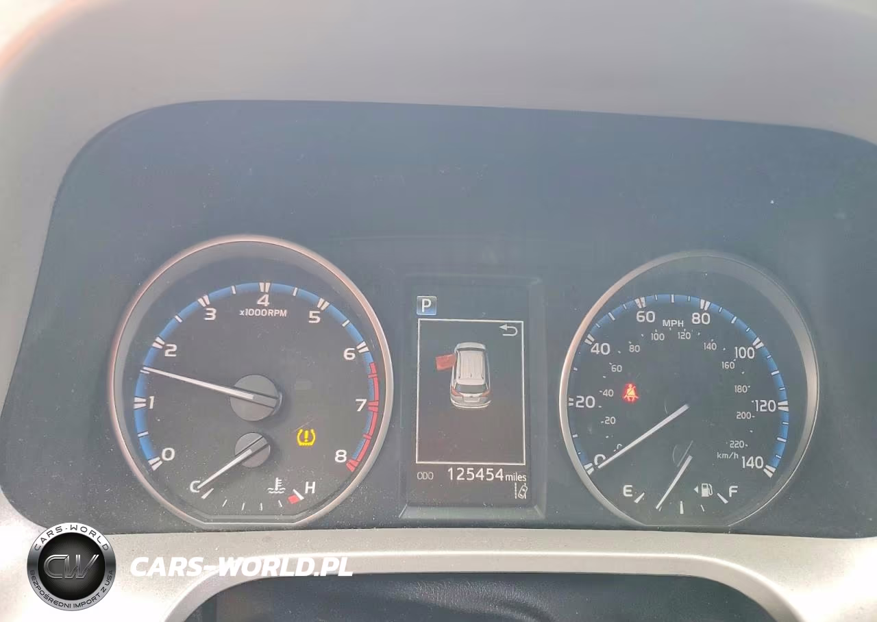 2018 Toyota Rav4 Le VIN:2T3BFREV5JW723615 - 9