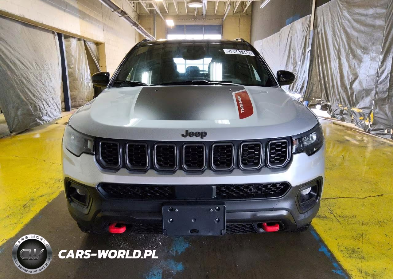 2025 Jeep Compass Trailhawk VIN:3C4NJDDN3ST532784 - 5